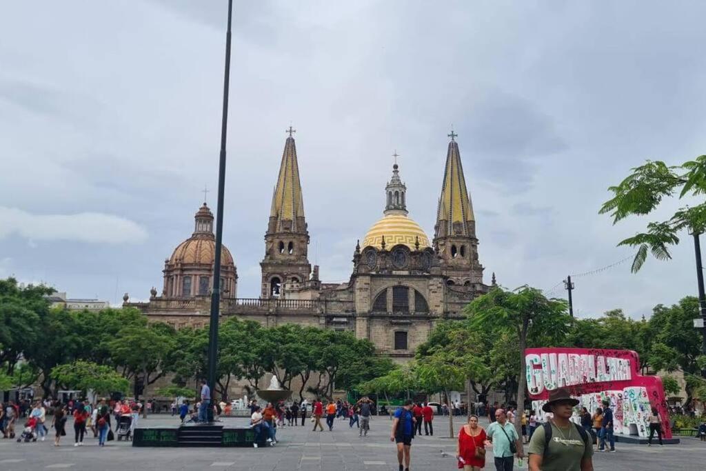 Ferienwohnung Departamento En El Corazon De Guadalajara Exterior foto